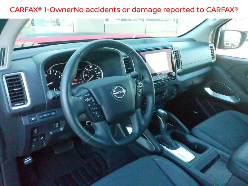 2024 Nissan Frontier SV