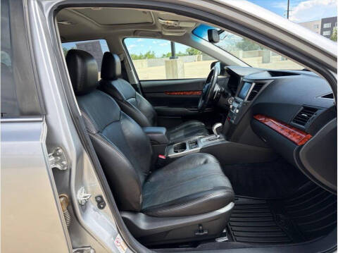 2010 Subaru Outback 2.5i Limited
