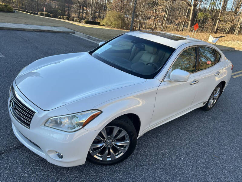 2012 Infiniti M37