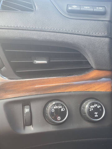 2017 Cadillac Escalade ESV Luxury