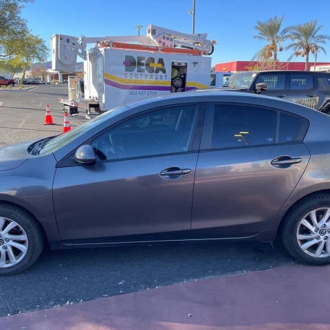 2013 Mazda MAZDA3 i Touring photo 4