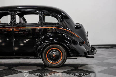 1937 Chrysler Desoto