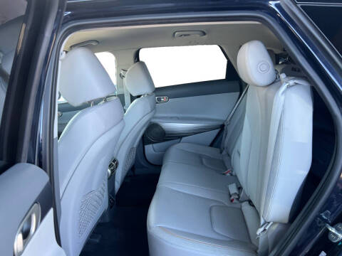 2022 Hyundai Nexo Blue