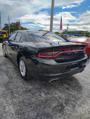 2016 Dodge Charger SE