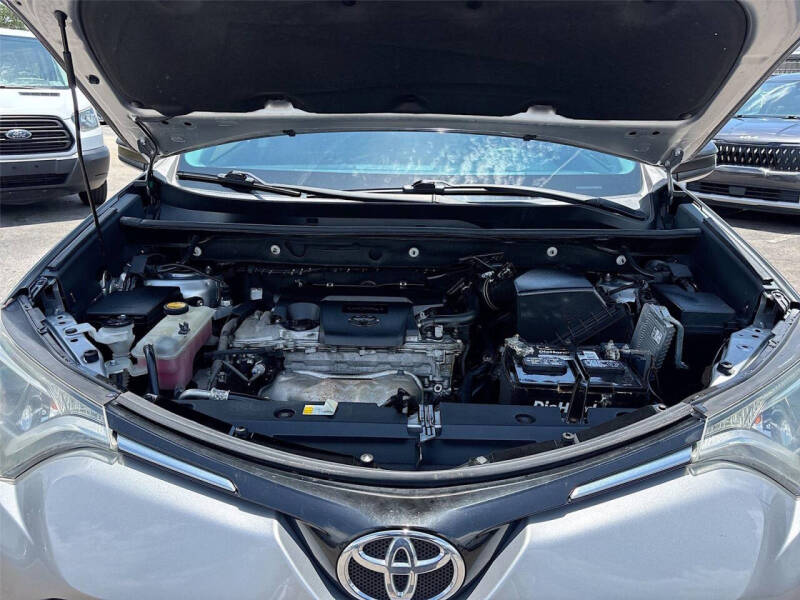 2016 Toyota RAV4 LE