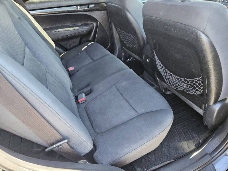 2012 Kia Sorento LX