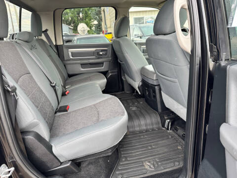 2016 RAM 1500 Big Horn