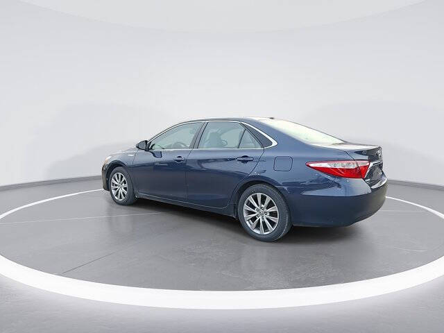 2016 Toyota Camry Hybrid XLE