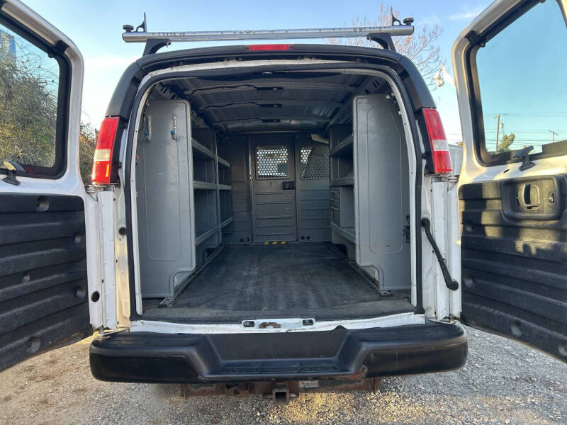 2016 GMC Savana 2500