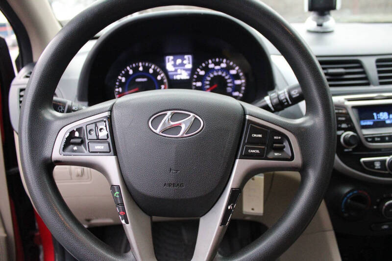 2015 Hyundai Accent GLS