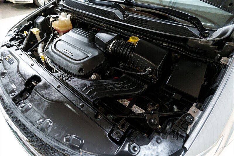 2017 Chrysler Pacifica Touring Plus