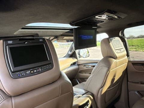 2018 Cadillac Escalade ESV Platinum