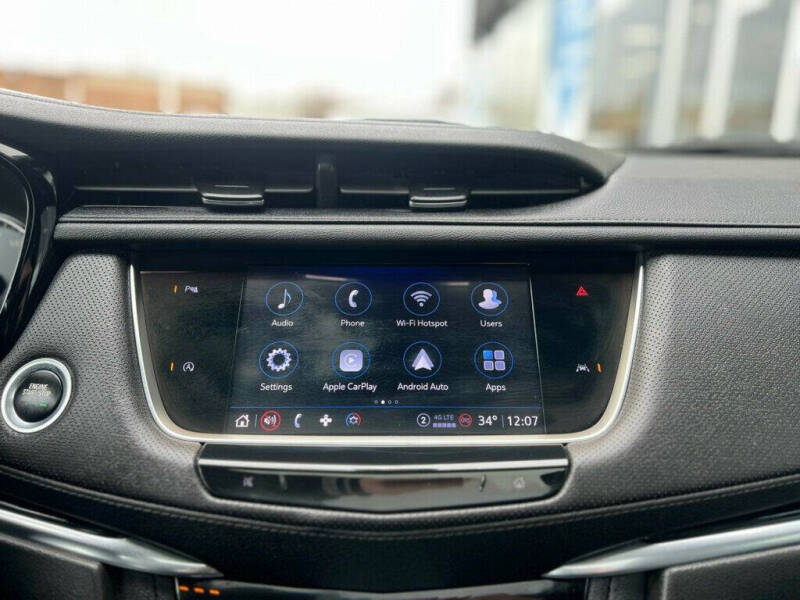 2022 Cadillac XT6 Luxury