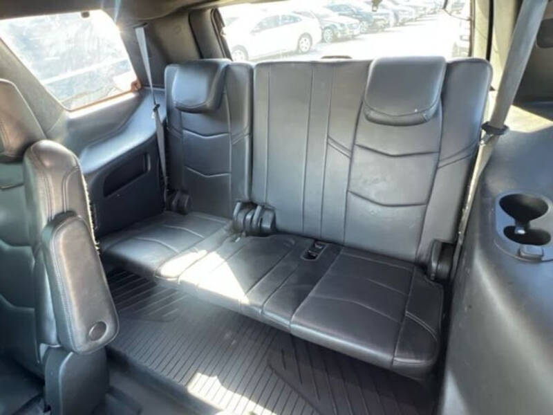 2018 Cadillac Escalade Platinum