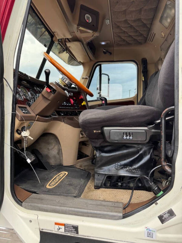 2007 Freightliner Coranado 132 ARI Legacy II Condo Sleeper