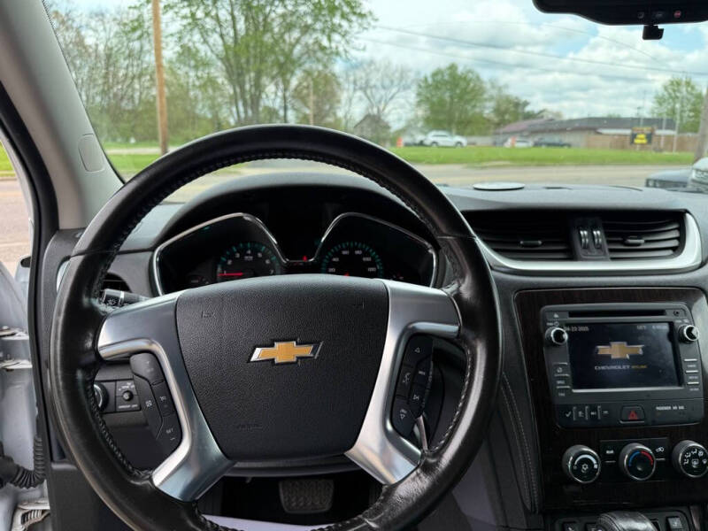 2017 Chevrolet Traverse LT