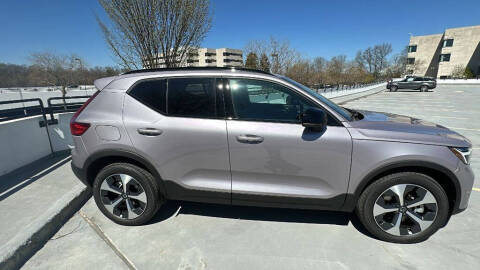 2026 Volvo XC40 B5 Plus