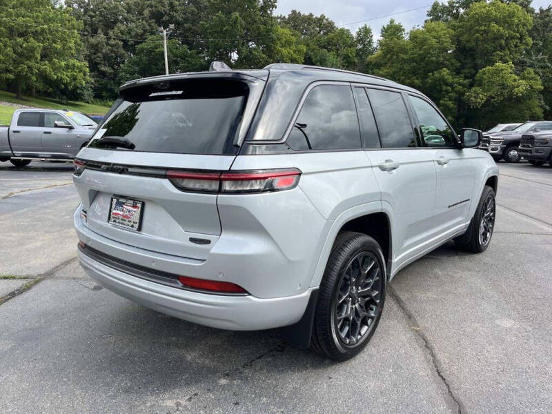 2026 Jeep Grand Cherokee Summit