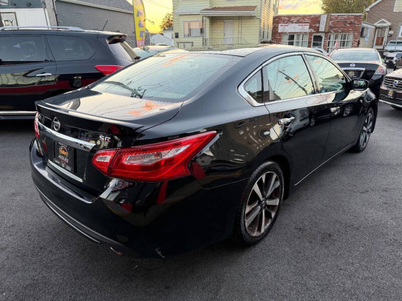 2016 Nissan Altima 2.5 SR