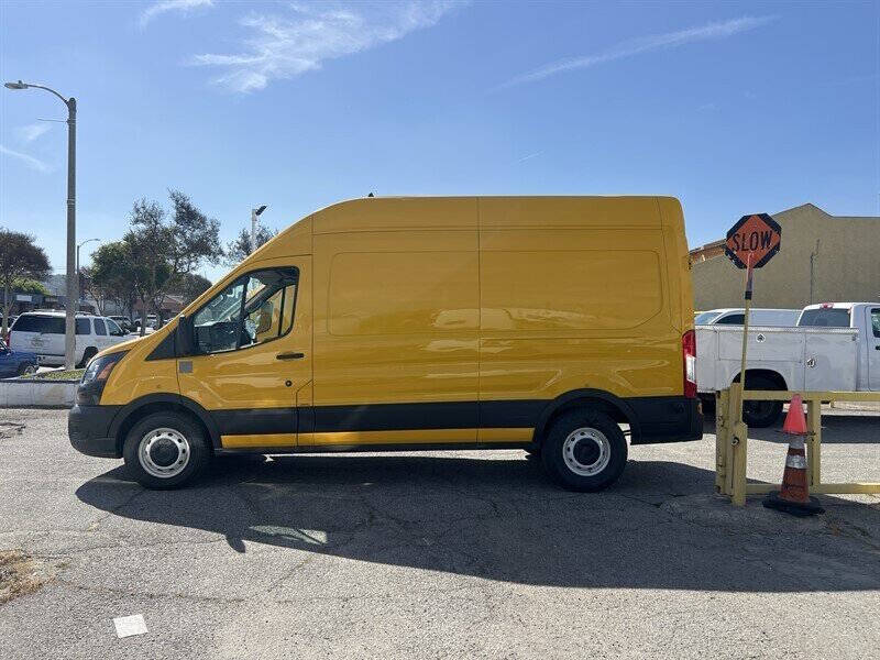 2023 Ford Transit 250