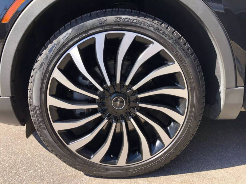 2019 Lincoln Nautilus Black Label