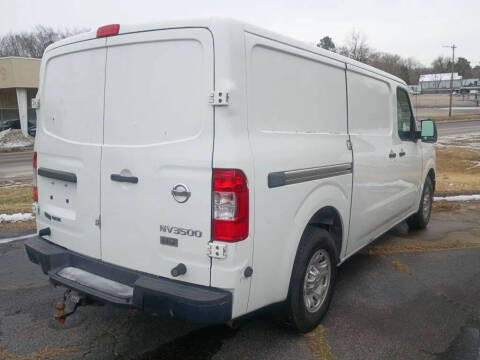 2013 Nissan NV