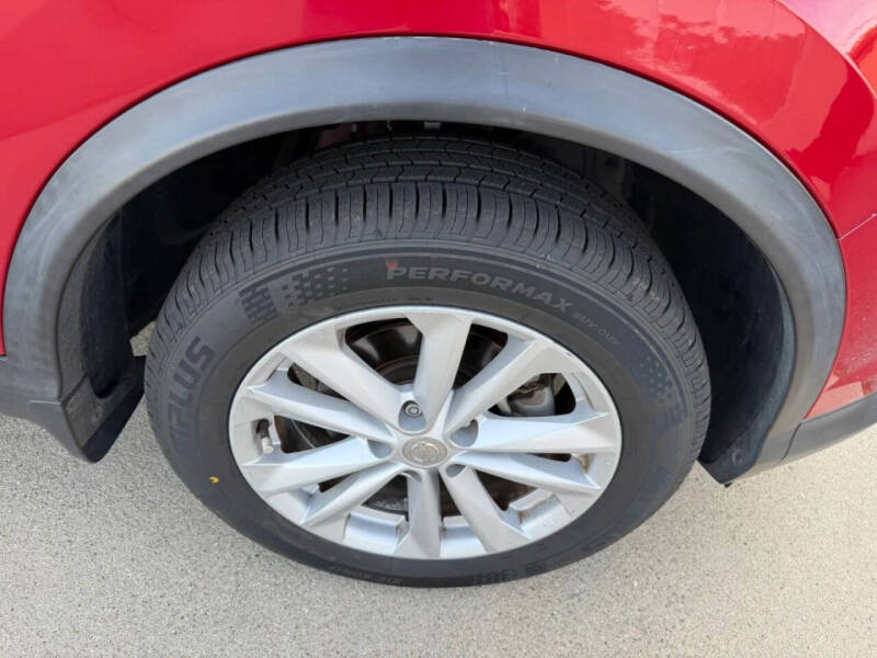 2017 Nissan Rogue Sport SV