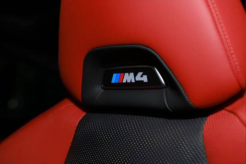 2025 BMW M4
