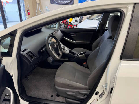 2014 Toyota Prius Plug-in Hybrid