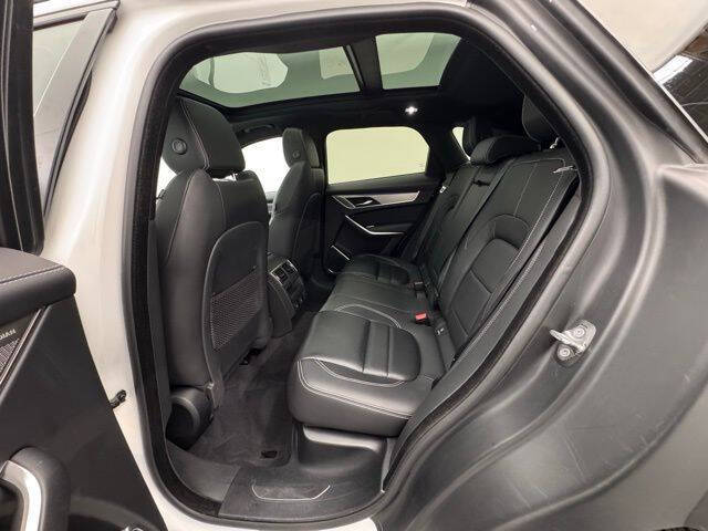 2024 Jaguar F-PACE P250 R-Dynamic S