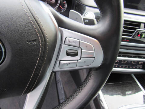 2019 BMW 7 Series 740i