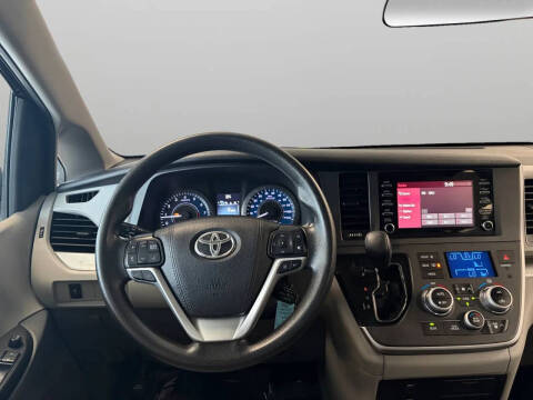 2020 Toyota Sienna L 7-Passenger