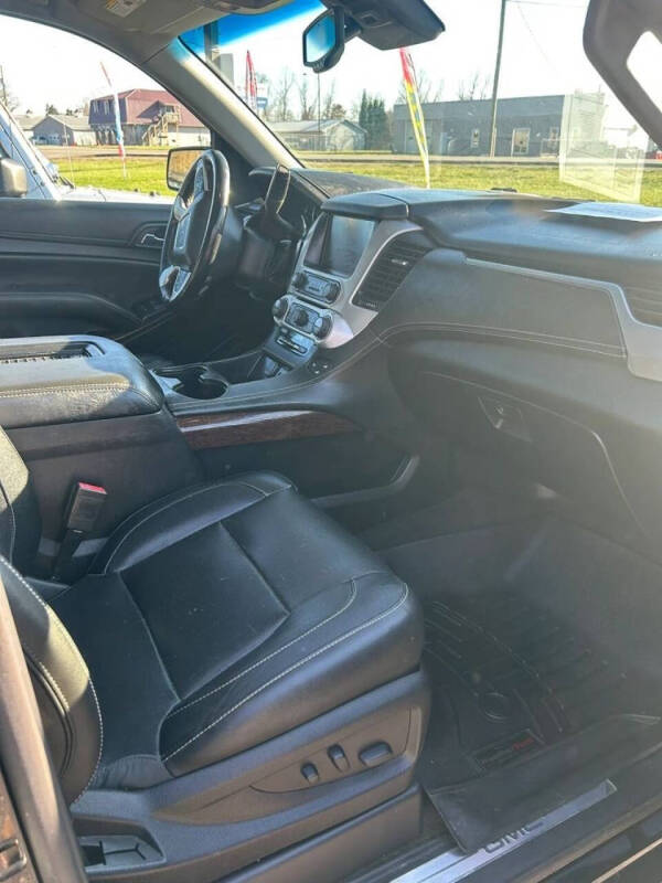 2017 GMC Yukon SLT