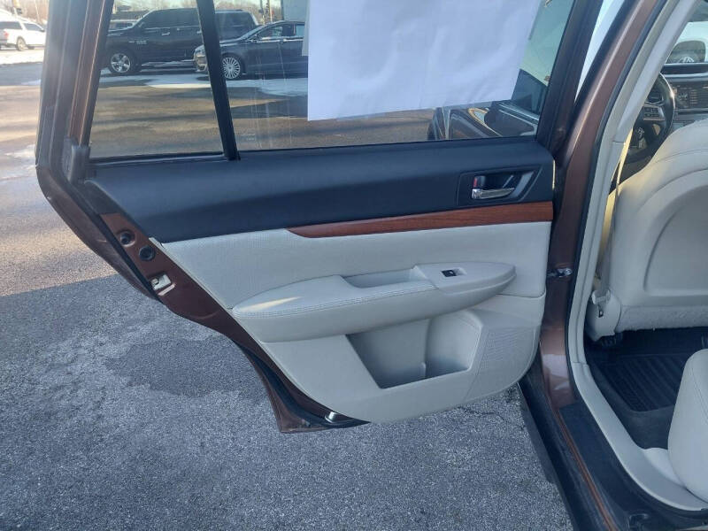 2013 Subaru Outback 2.5i Limited