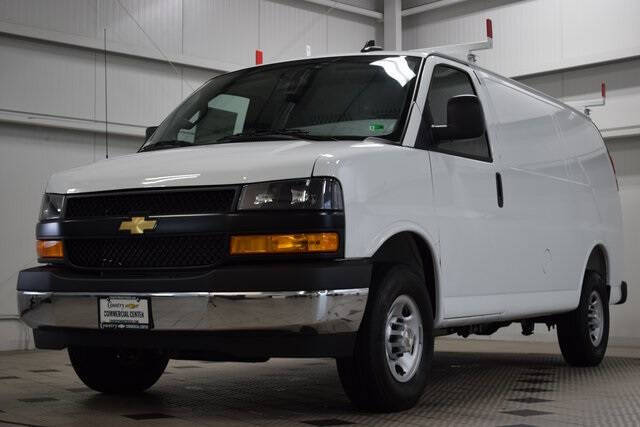 2025 Chevrolet Express 2500