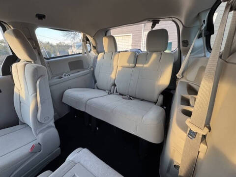 2012 Dodge Grand Caravan American Value Package