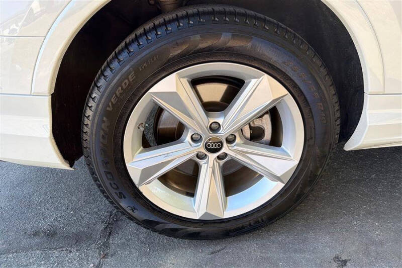 2024 Audi Q7 quattro Premium Plus 45 TFSI