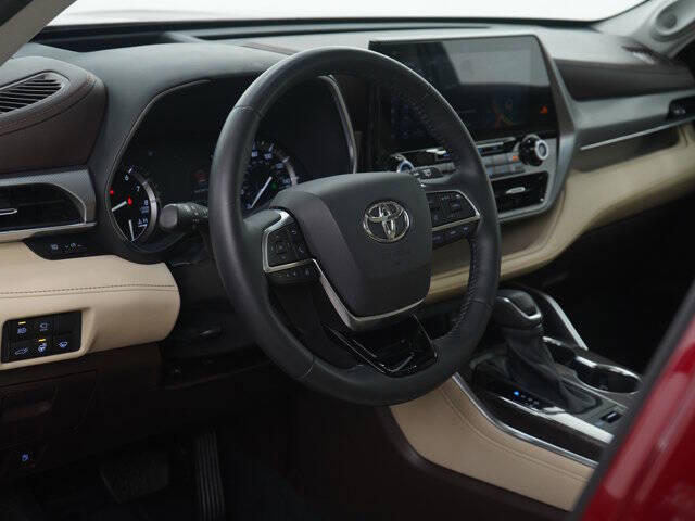 2021 Toyota Highlander Platinum