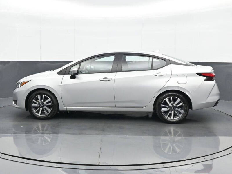 2023 Nissan Versa SV