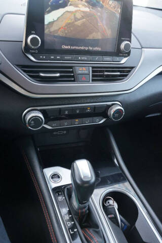 2023 Nissan Altima 2.5 SR