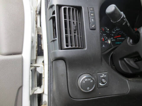 2017 Chevrolet Express LS 3500