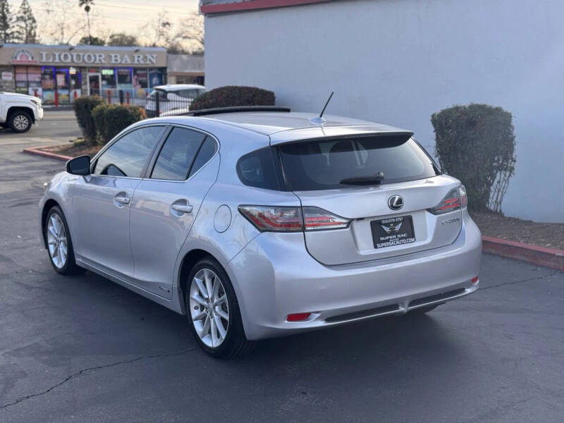 2011 Lexus CT 200h