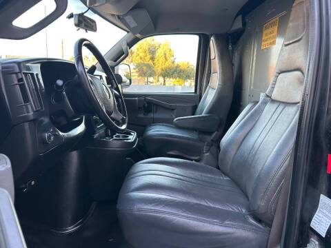 2018 Chevrolet Express 2500