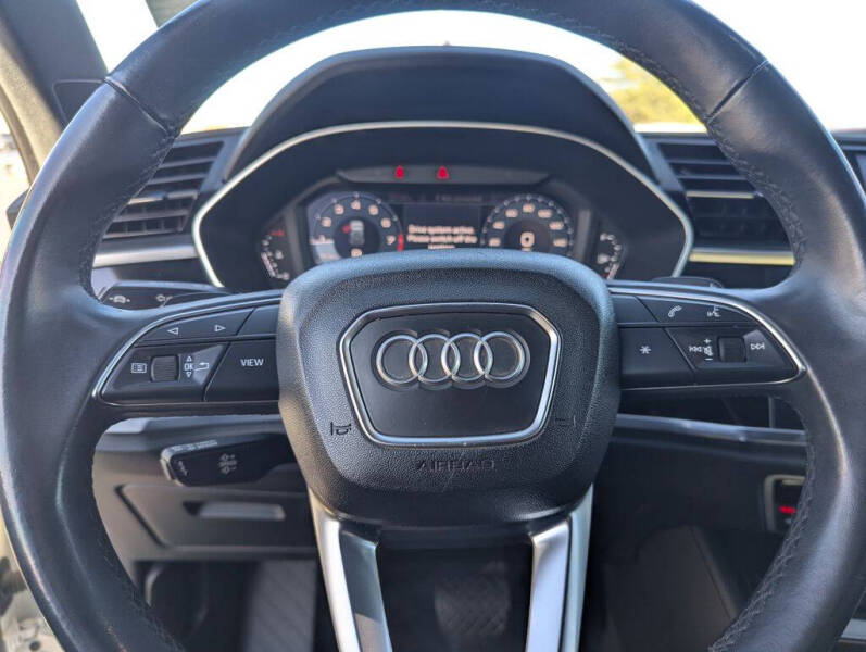 2021 Audi Q3 quattro S line Premium 45 TFSI