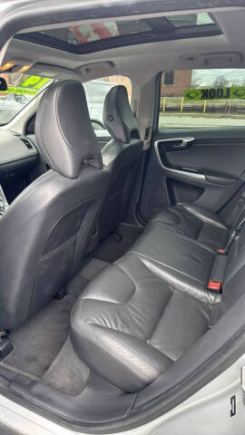 2014 Volvo XC60 T6 Premier Plus