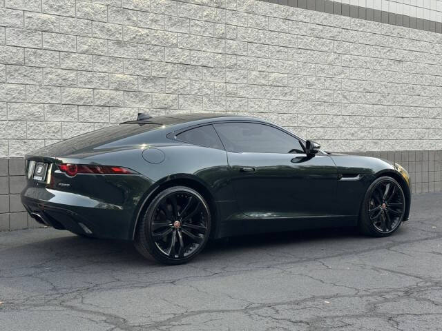 2019 Jaguar F-TYPE P300