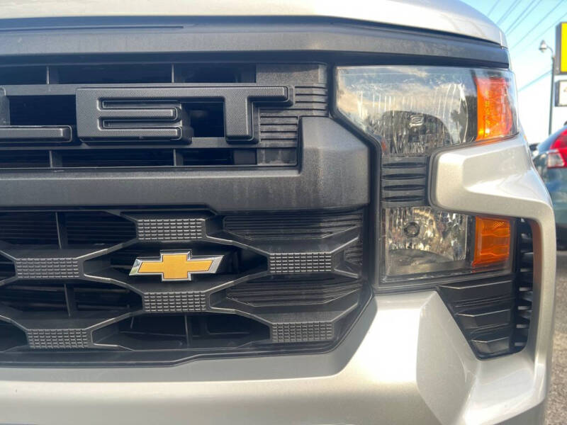 2022 Chevrolet Silverado 1500 Custom