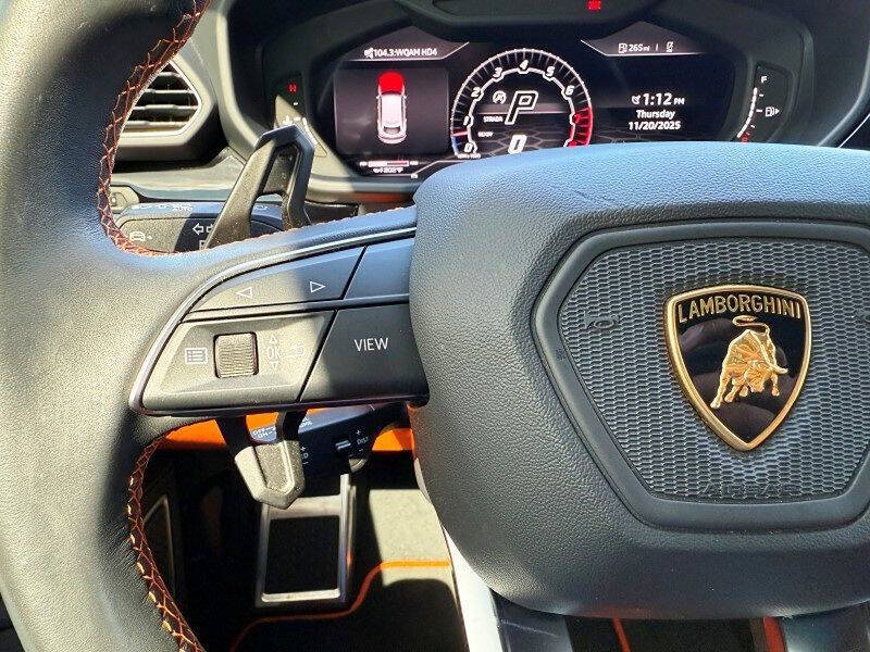 2022 Lamborghini Urus