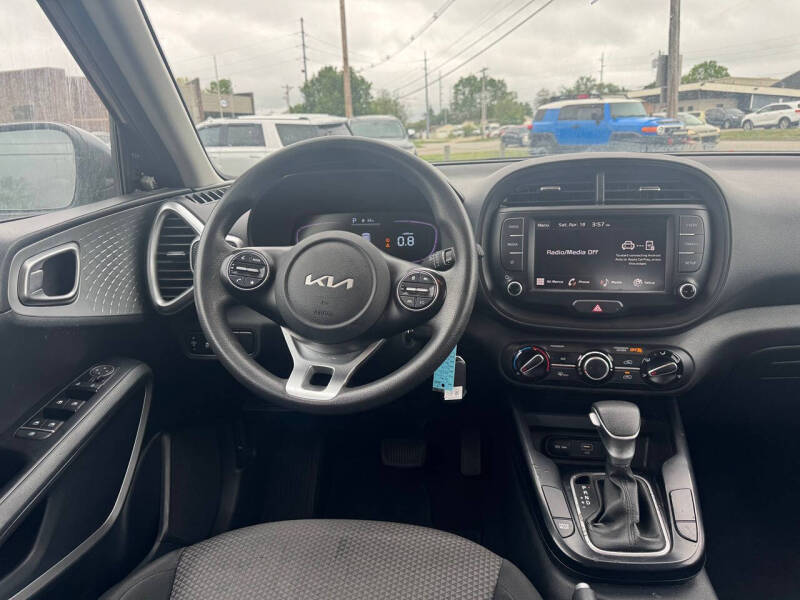 2023 Kia Soul LX