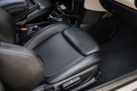 2016 MINI Hardtop 2 Door Cooper